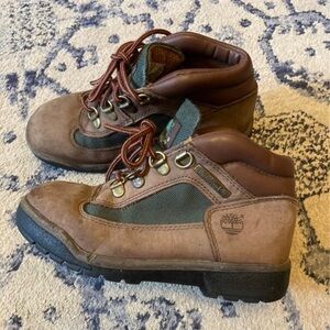 🥾Boys’ Timberland Leather Hiking Boots, size 13